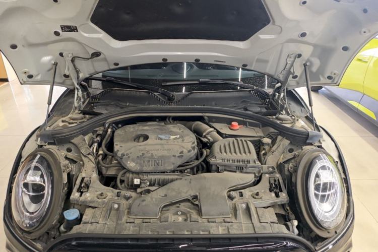 Used MINI Clubman 2018 1.5T COOPER Racing Driver Engine Bay
