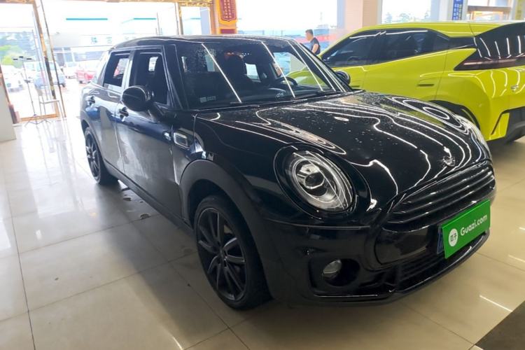 Used MINI Clubman 2018 1.5T COOPER Racing Driver Front Right 45 Deg