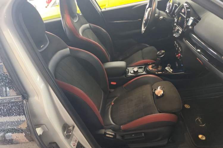 Used MINI Clubman 2018 1.5T COOPER Racing Driver Right Front Seat