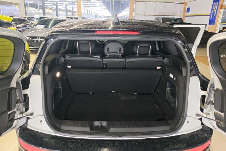 Used MINI Clubman 2018 1.5T COOPER Racing Driver Trunk