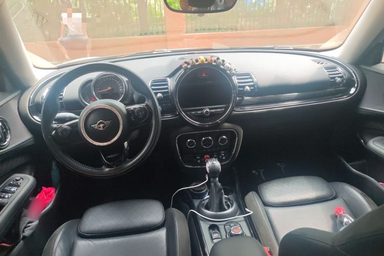 Used MINI Clubman 2018 1.5T COOPER Artist Center Console