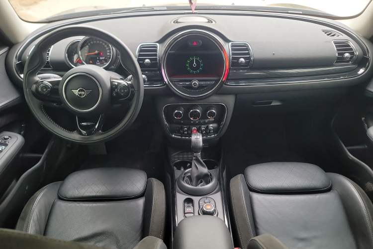 Used MINI Clubman 2018 1.5T COOPER Artist Center Console