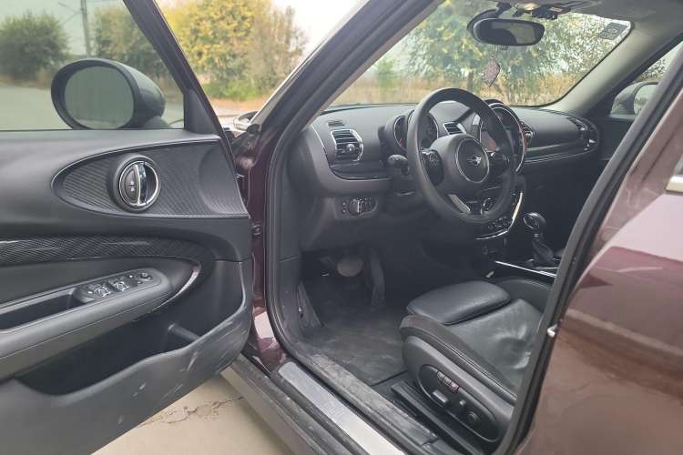 Used MINI Clubman 2018 1.5T COOPER Artist Driver Seat