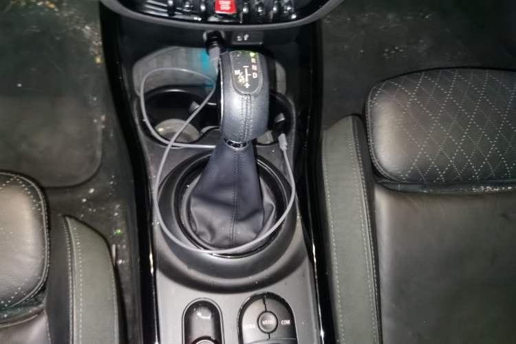Used MINI Clubman 2018 1.5T COOPER Artist Gear Lever