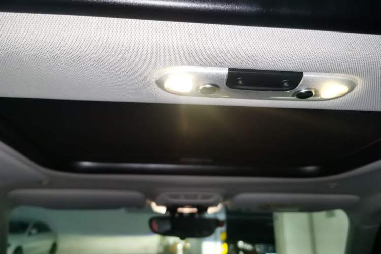 Used MINI Clubman 2018 1.5T COOPER Artist Headliner