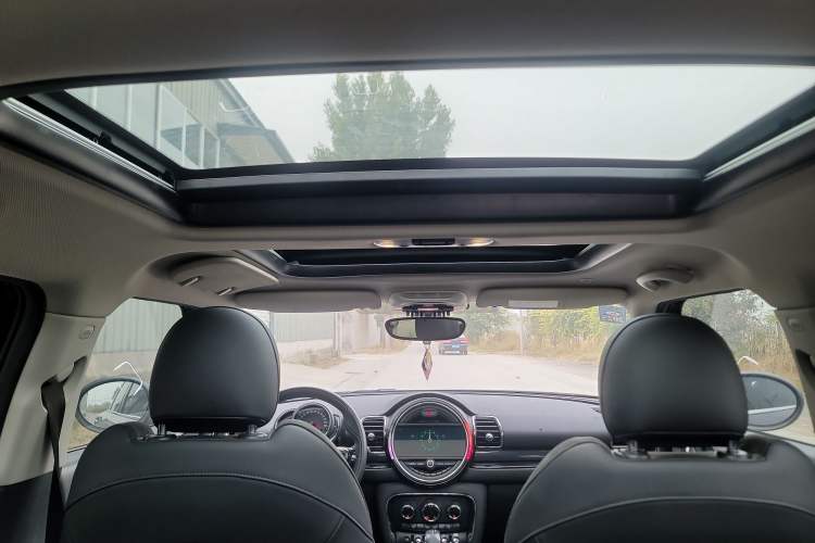 Used MINI Clubman 2018 1.5T COOPER Artist Headliner