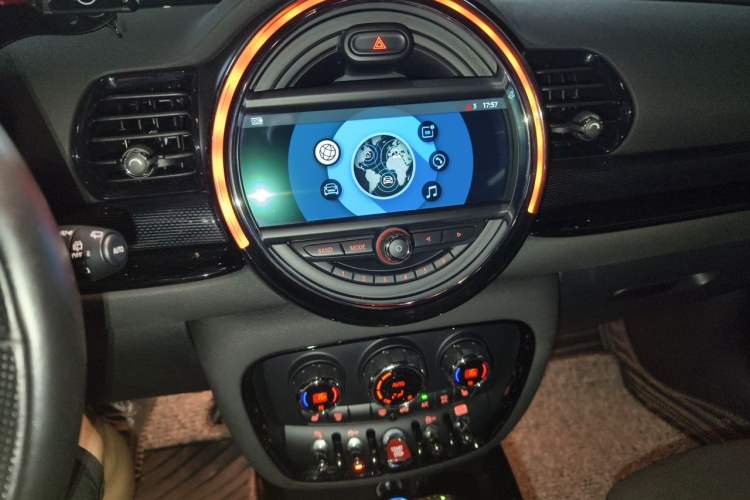 Used MINI Clubman 2018 2.0T COOPER S Racing Driver Audio And AC Panel