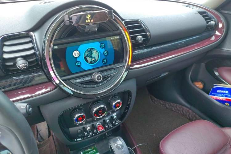 Used MINI Clubman 2018 1.5T COOPER Artist Audio And AC Panel