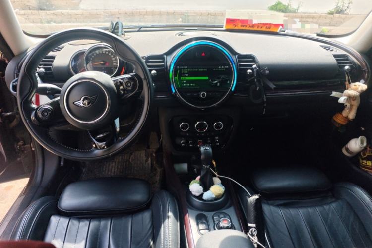 Used MINI Clubman 2018 2.0T COOPER S Artist Center Console
