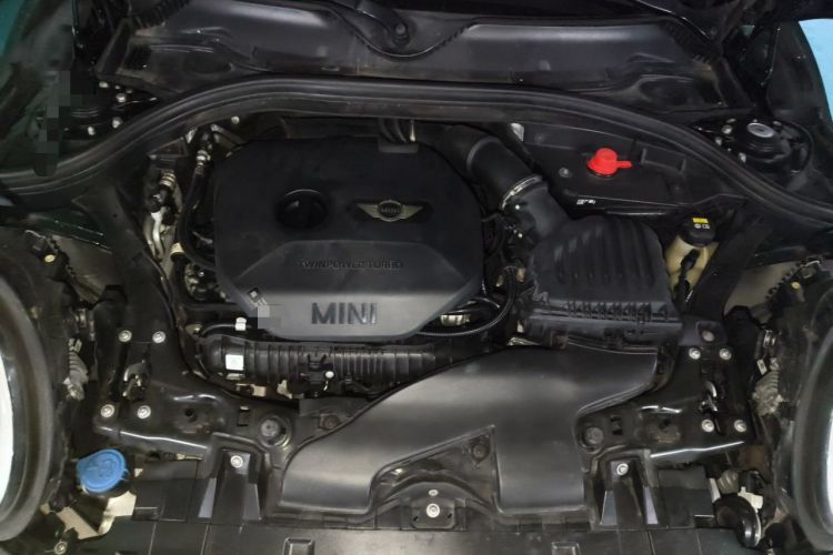Used MINI Clubman 2018 2.0T COOPER S Racing Driver Engine Bay