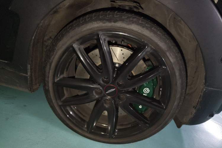 Used MINI Clubman 2018 2.0T COOPER S Racing Driver Right Front Wheel Hub
