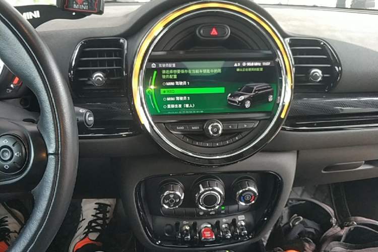 Used MINI Clubman 2018 1.5T COOPER Classic Edition Audio And AC Panel