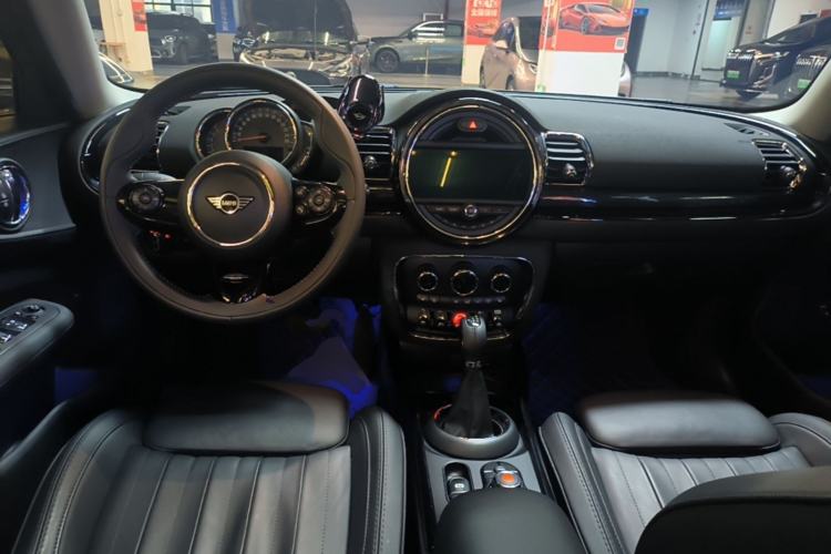 Used MINI Clubman 2018 2.0T COOPER S Artist Center Console