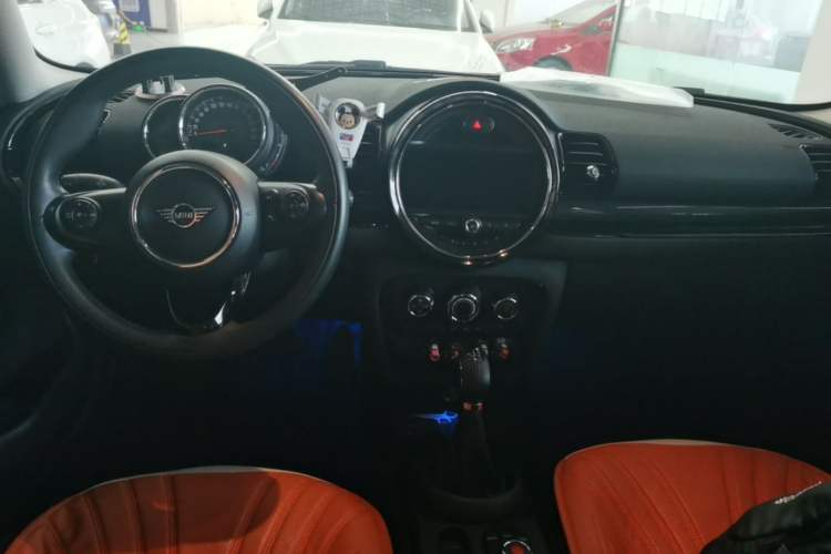 Used MINI Clubman 2018 1.5T COOPER Classic Edition Center Console