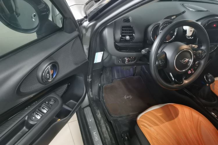 Used MINI Clubman 2018 1.5T COOPER Classic Edition Driver Seat