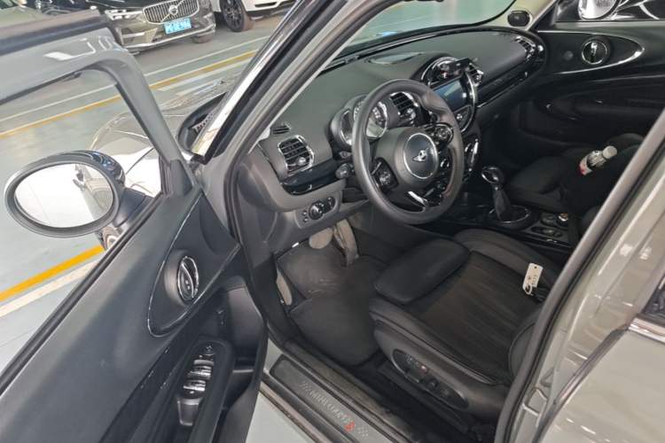 Used MINI Clubman 2018 2.0T COOPER S Artist Driver Seat