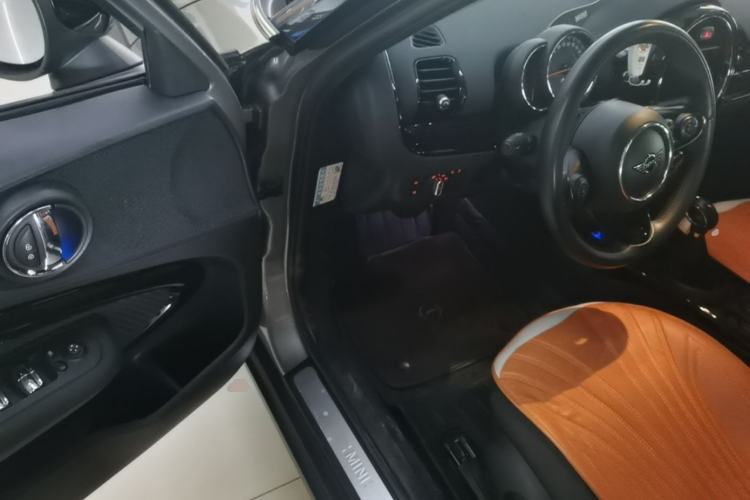 Used MINI Clubman 2018 1.5T COOPER Classic Edition Driver Seat