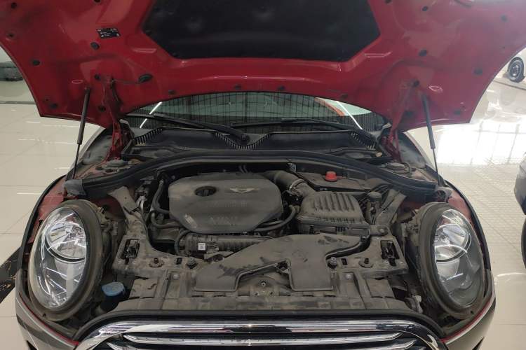 Used MINI Clubman 2018 1.5T COOPER Artist Engine Bay
