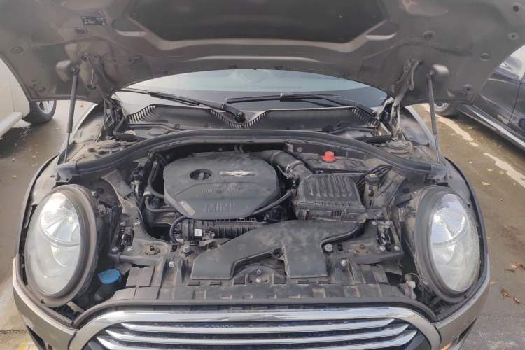 Used MINI Clubman 2018 1.5T COOPER Artist Engine Bay