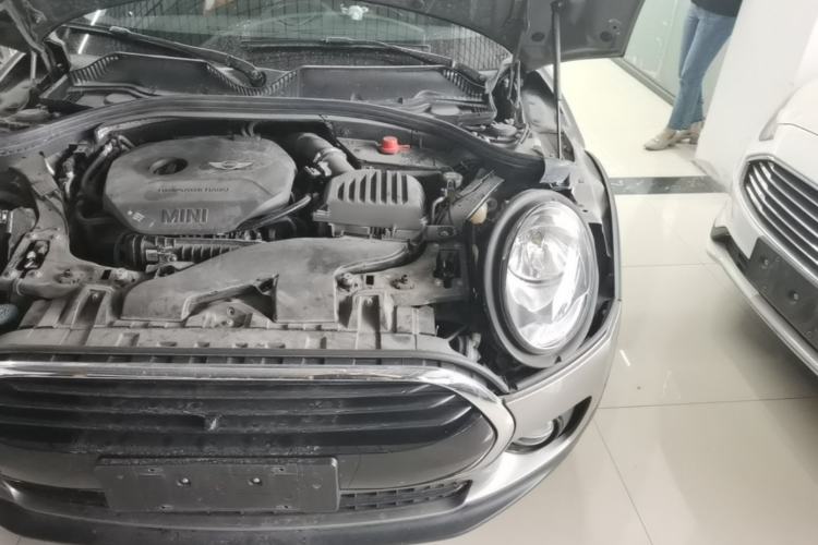 Used MINI Clubman 2018 1.5T COOPER Classic Edition Engine Bay Left