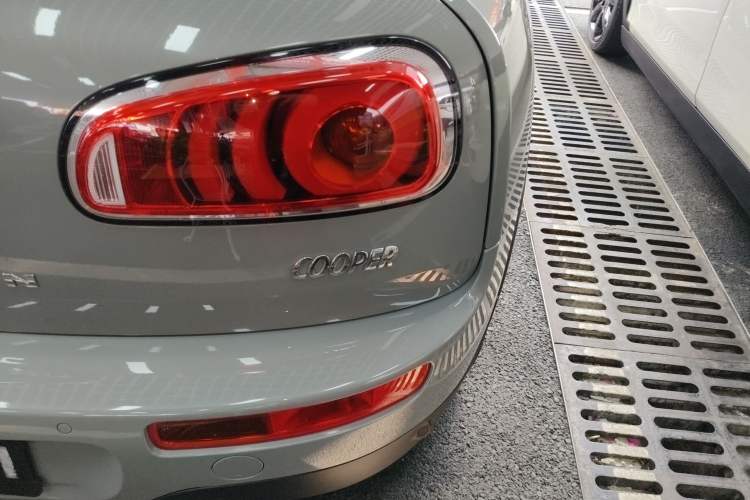 Used MINI Clubman 2018 1.5T COOPER Artist Exterior 3