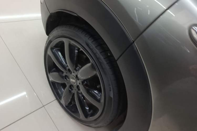 Used MINI Clubman 2018 1.5T COOPER Artist Exterior 5
