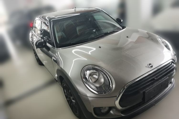 Used MINI Clubman 2018 1.5T COOPER Classic Edition Front Right 45 Deg