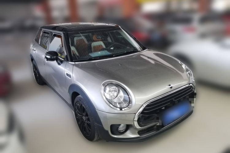 Used MINI Clubman 2018 1.5T COOPER Classic Edition Front Right 45 Deg