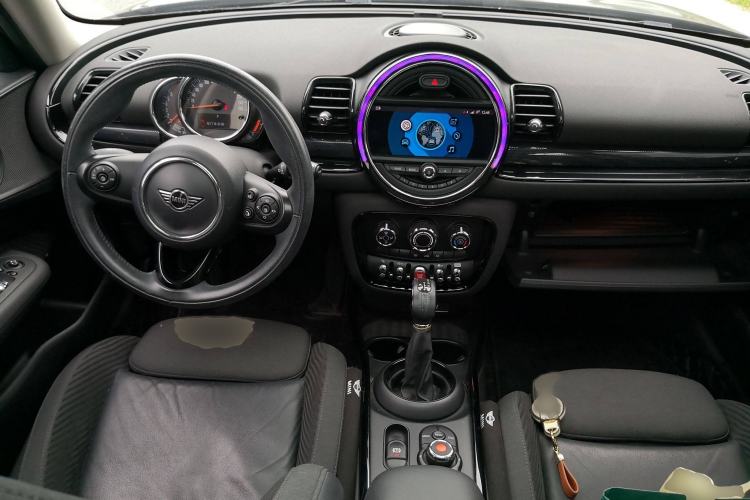 Used MINI Clubman 2018 1.5T COOPER Classic Edition Interior 2