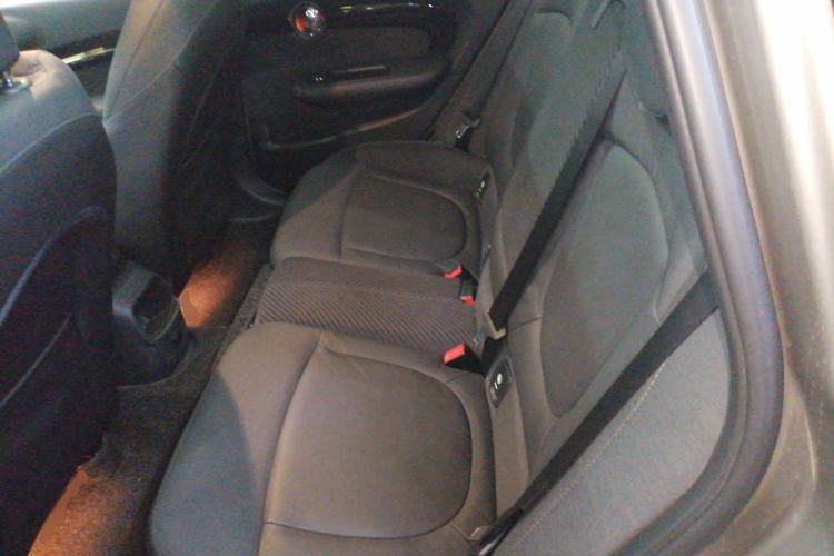 Used MINI Clubman 2018 1.5T COOPER Classic Edition Interior 4