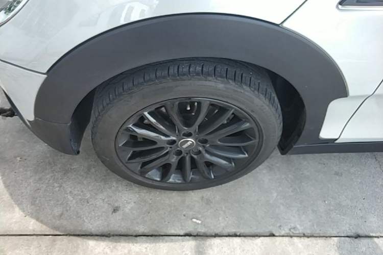 Used MINI Clubman 2018 1.5T COOPER Classic Edition Left Front Wheel Hub