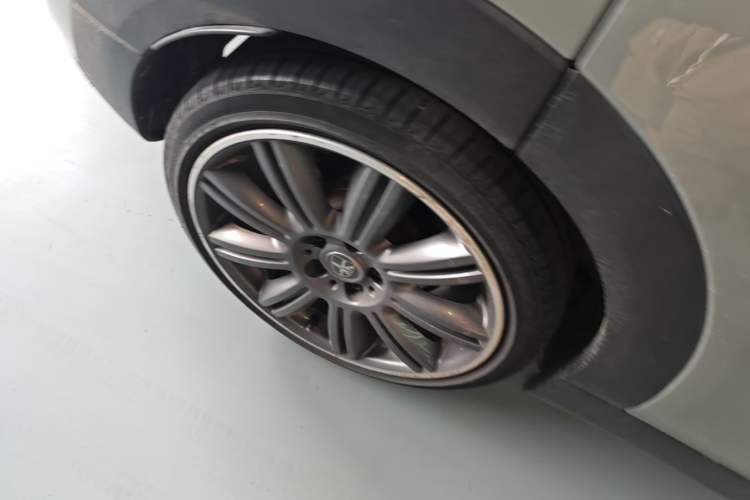 Used MINI Clubman 2018 2.0T COOPER S Artist Right Rear Wheel Hub