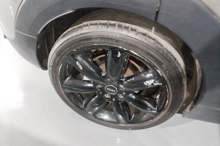 Used MINI Clubman 2018 1.5T COOPER Artist Right Rear Wheel Hub
