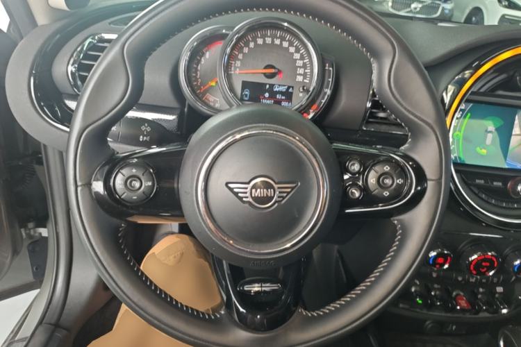 Used MINI Clubman 2018 2.0T COOPER S Artist Steering Wheel
