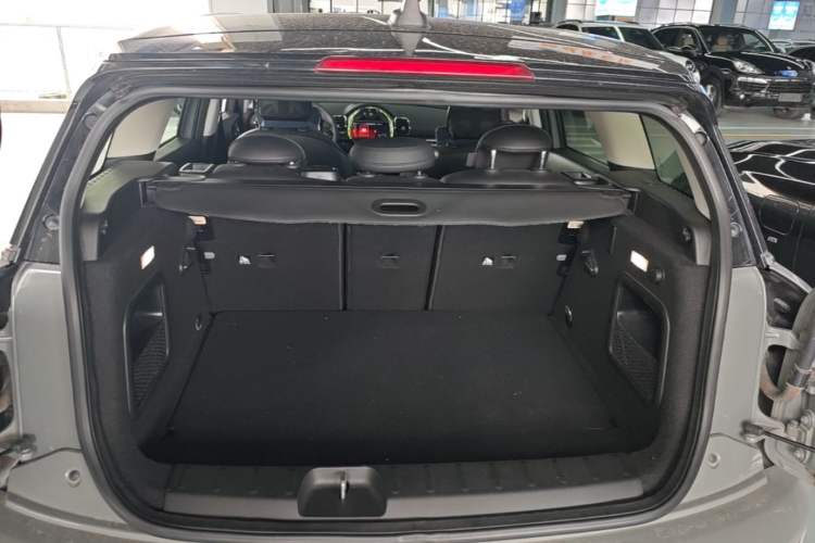 Used MINI Clubman 2018 2.0T COOPER S Artist Trunk