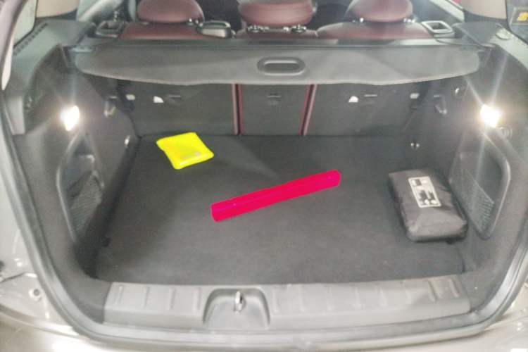 Used MINI Clubman 2018 1.5T COOPER Artist Trunk