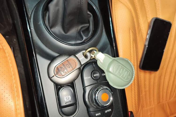 Used MINI Clubman 2018 1.5T COOPER Classic Edition Vehicle Key