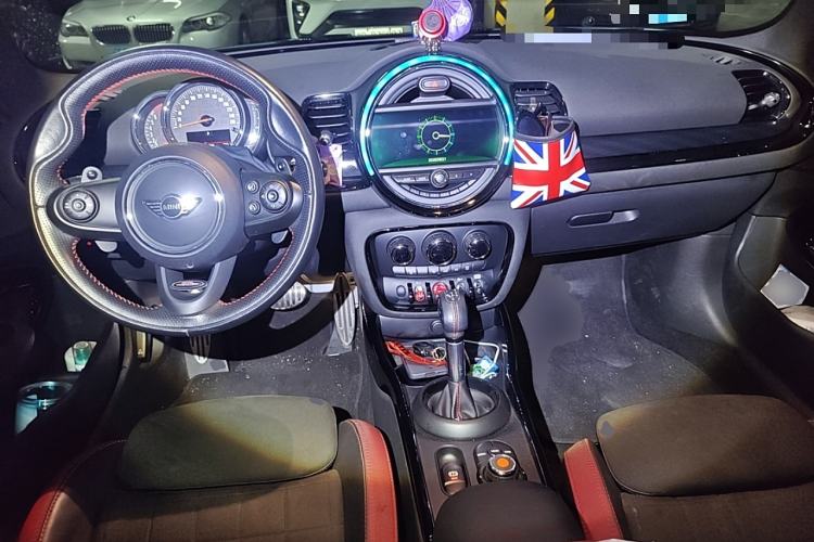Used MINI Clubman 2018 2.0T COOPER S Racing Driver Center Console