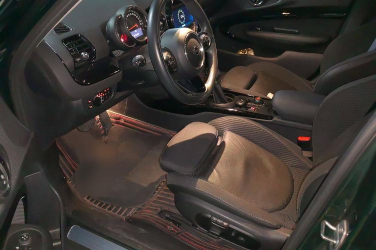 Used MINI Clubman 2018 1.5T COOPER Classic Edition Driver Seat