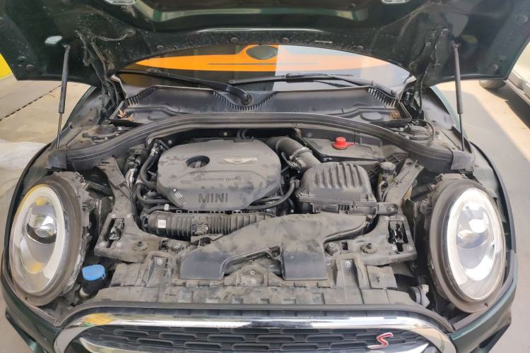 Used MINI Clubman 2018 2.0T COOPER S Classic Edition Engine Bay