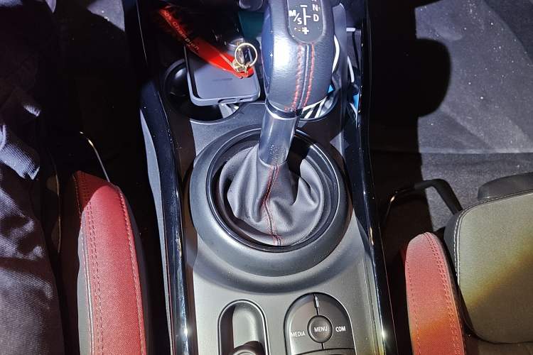 Used MINI Clubman 2018 2.0T COOPER S Racing Driver Gear Lever