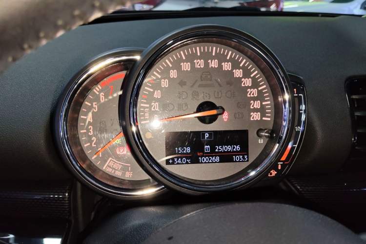 Used MINI Clubman 2018 1.5T COOPER Classic Edition Instrument Cluster