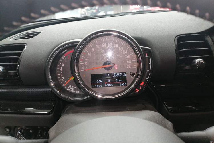 Used MINI Clubman 2018 2.0T COOPER S Classic Edition Instrument Cluster