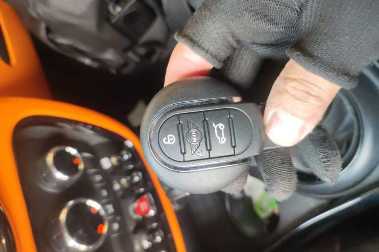 Used MINI Clubman 2018 2.0T COOPER S Classic Edition Interior 1