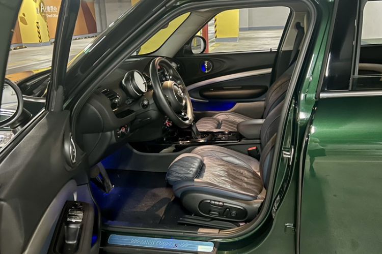Used MINI Clubman 2018 2.0T COOPER S Artist Interior 1