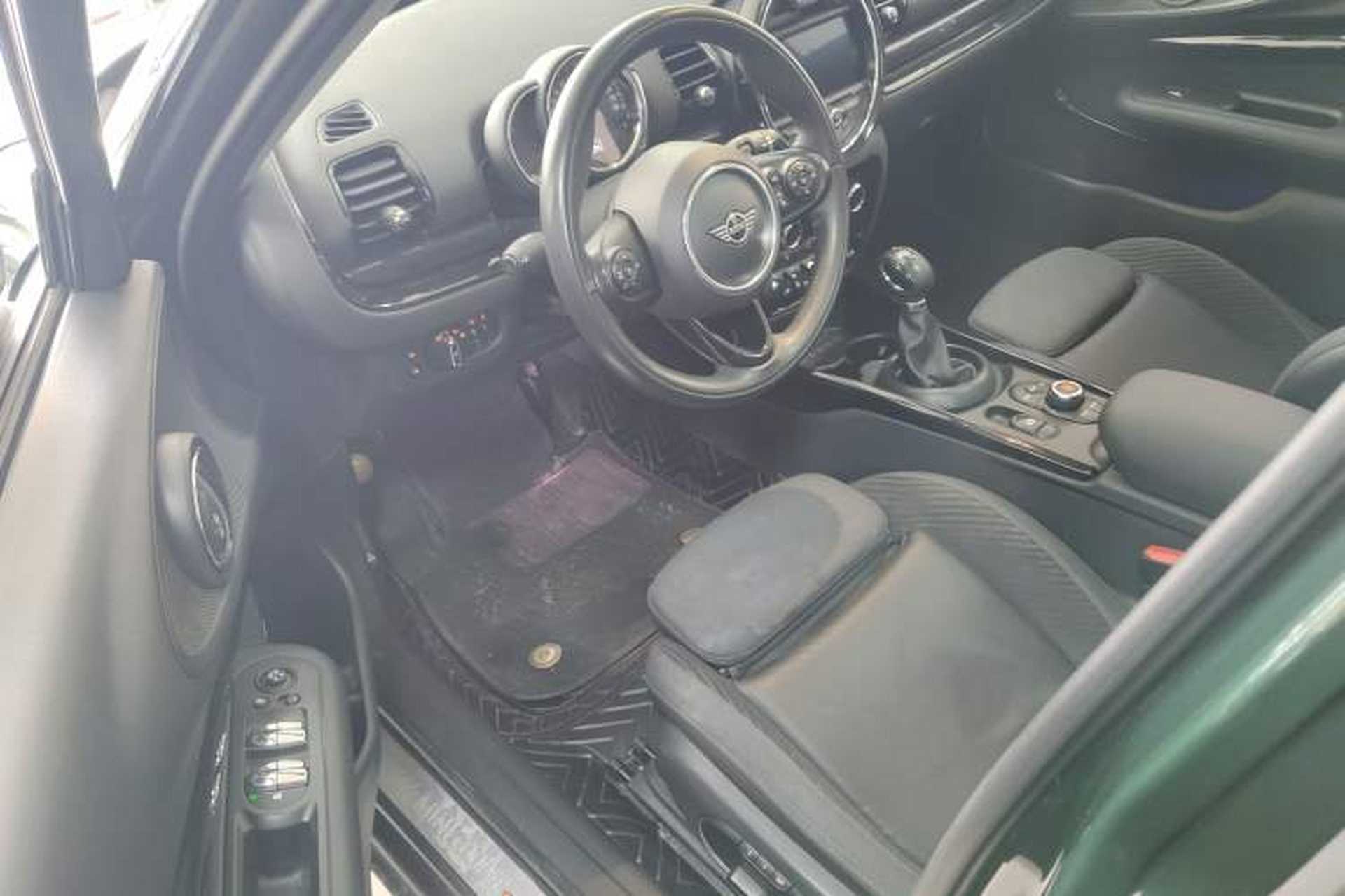 Used MINI Clubman 2018 2.0T COOPER S Classic Edition Interior 3