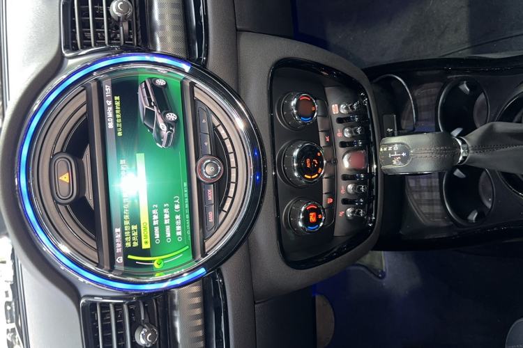 Used MINI Clubman 2018 2.0T COOPER S Artist Interior 3