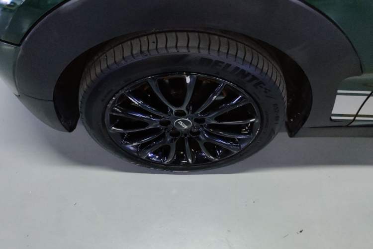 Used MINI Clubman 2018 1.5T COOPER Classic Edition Left Front Wheel Hub