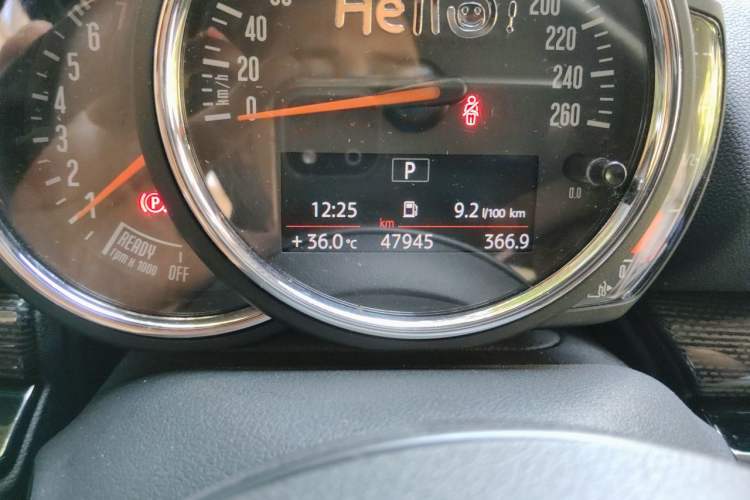 Used MINI Clubman 2018 1.5T COOPER Racing Driver Odometer Close Up
