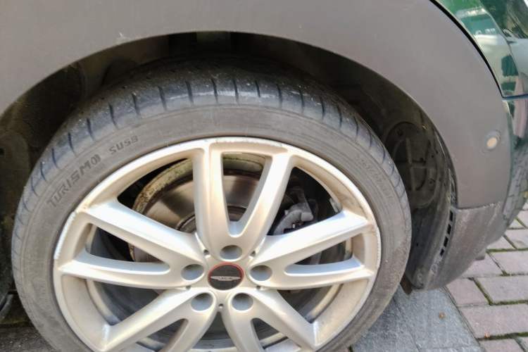 Used MINI Clubman 2018 1.5T COOPER Racing Driver Right Front Wheel Hub